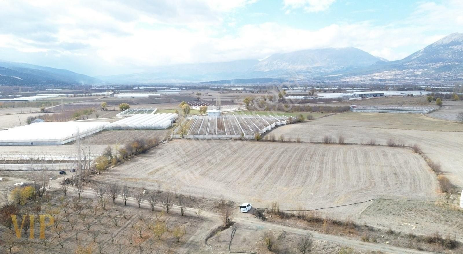 Vip Gayrimenkul'den Zümrütova Mahalleiçinde 10.170m²fırsat Arazi - Görsel 3