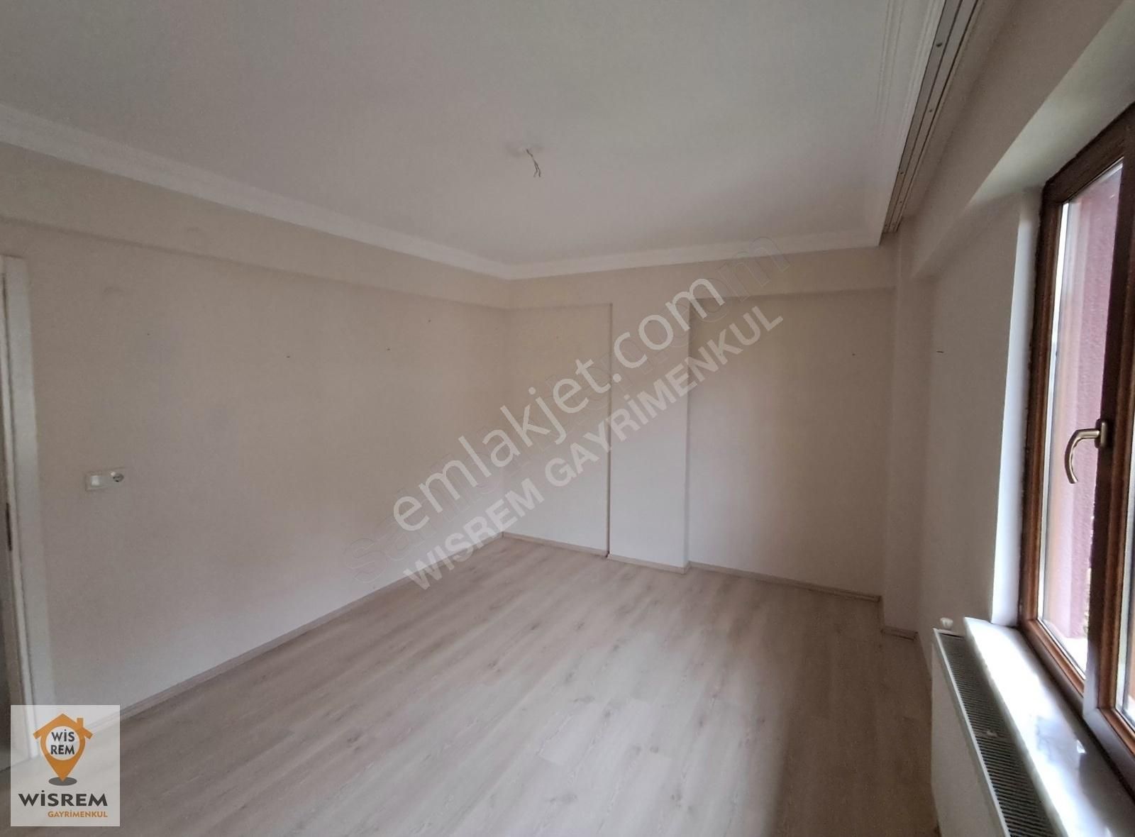 Serdivan Köprübaşı Kiralık Daire Yazlık Köprübaşı Mh. Site İçinde 3+1 Kiralık 155 M² Çatı Dublex