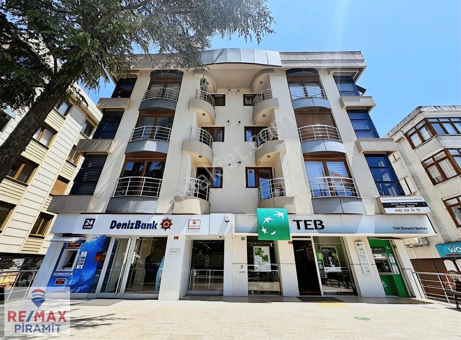 Üsküdar Acıbadem Kiralık Daire Acıbadem' De Cadde Üzeri Genç Binada Kiralık Daire