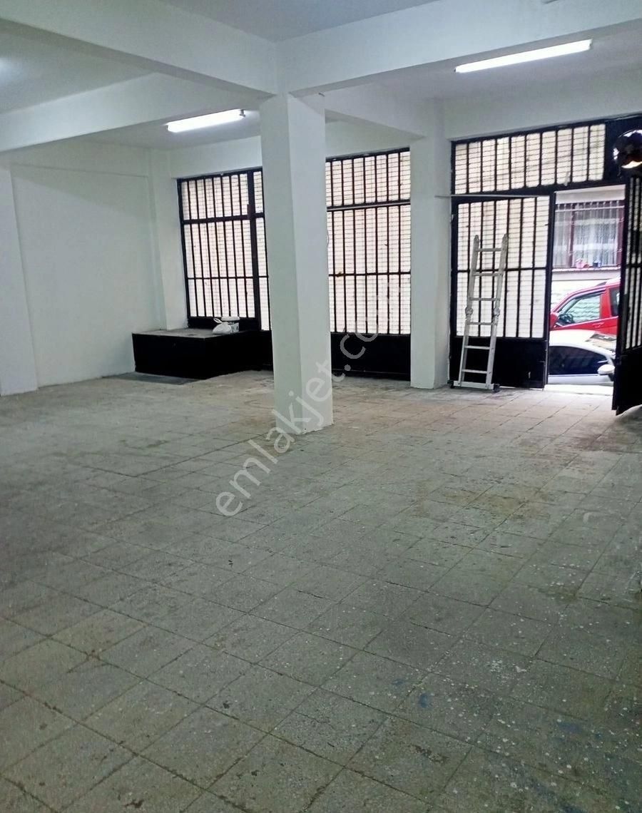 Kağıthane Sultan Selim Kiralık Depo Kağıthane Anayi Mah.130m2 Rutubet Nem Kesinlikle Yoktur