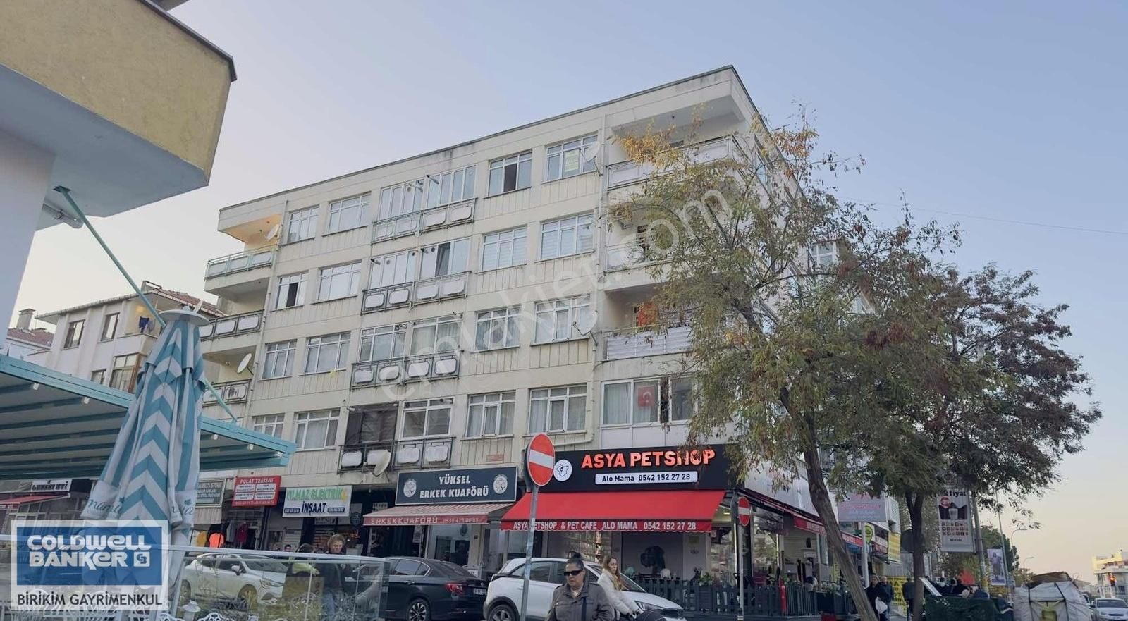 Maltepe Feyzullah Satılık Daire Maltepe Mesa Avm Yanı Minibüs Yoluna Cephe