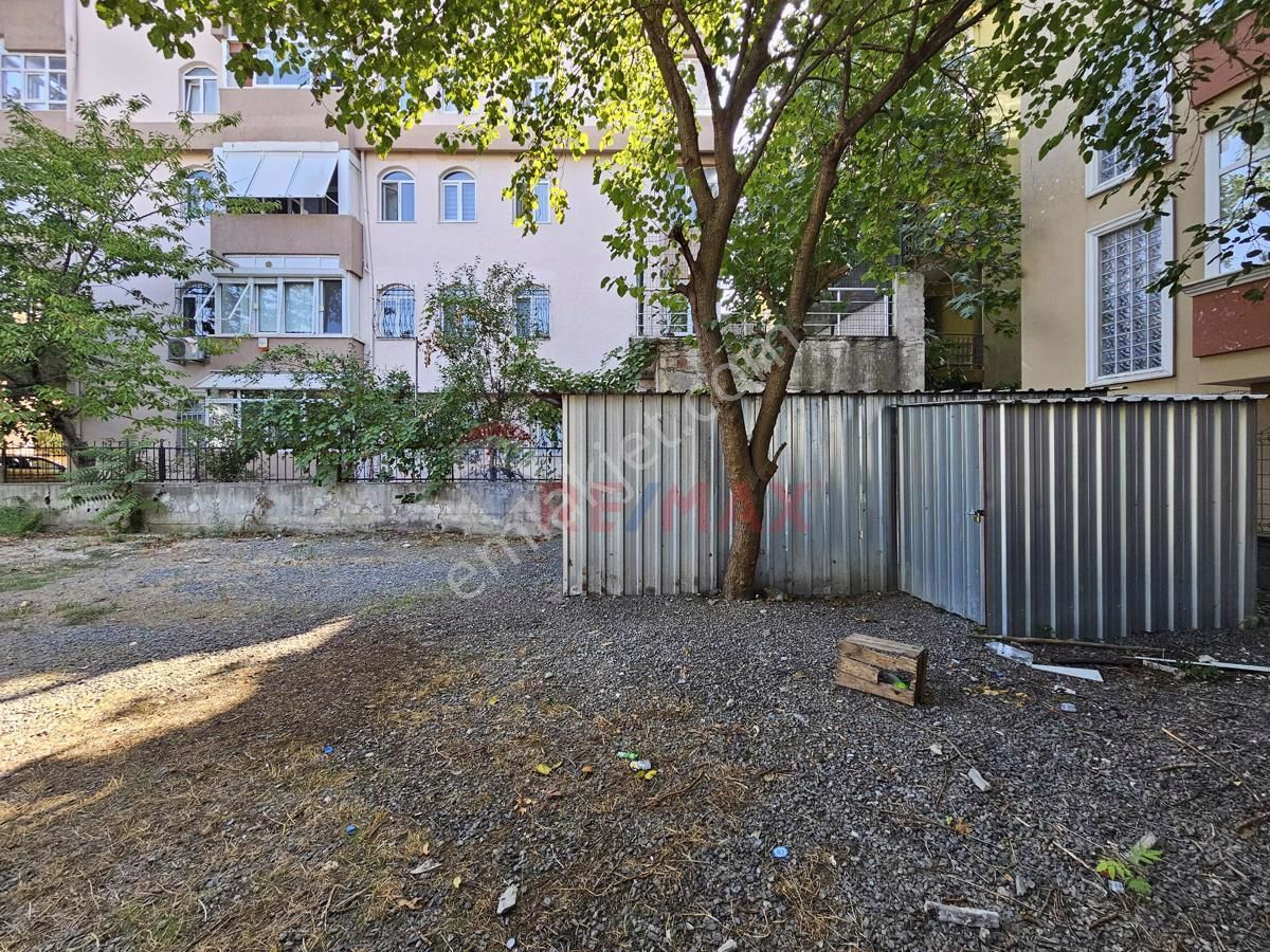 Üsküdar burhaniye mahallesi 450 m2 kiralık arsa