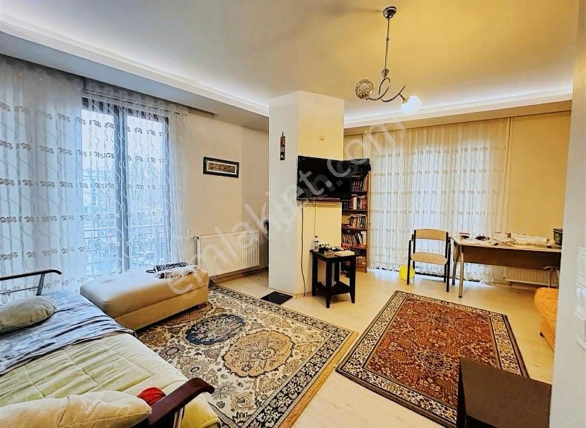 Küçükçekmece Gültepe Kiralık Daire Loft'tan Gültepe'de Yeni Bina 2+1 85m2 Metrobüse Yakın Kiralık Daire