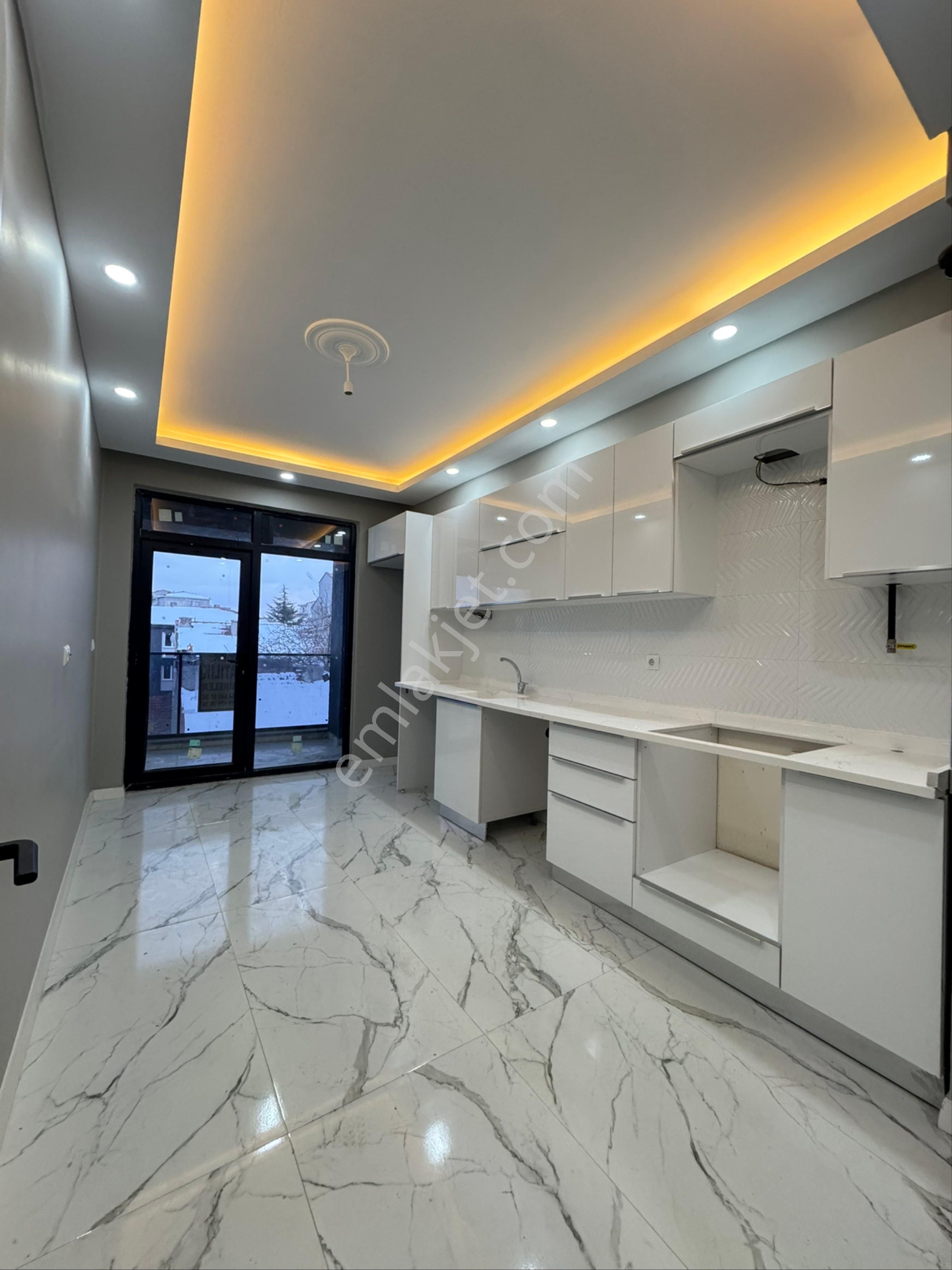 Tepebaşı Çamlıca Satılık Daire Eroğlu Emlak/ 2 Milyon Kredili/140m² 3+1 Özel Otoparklı Daire