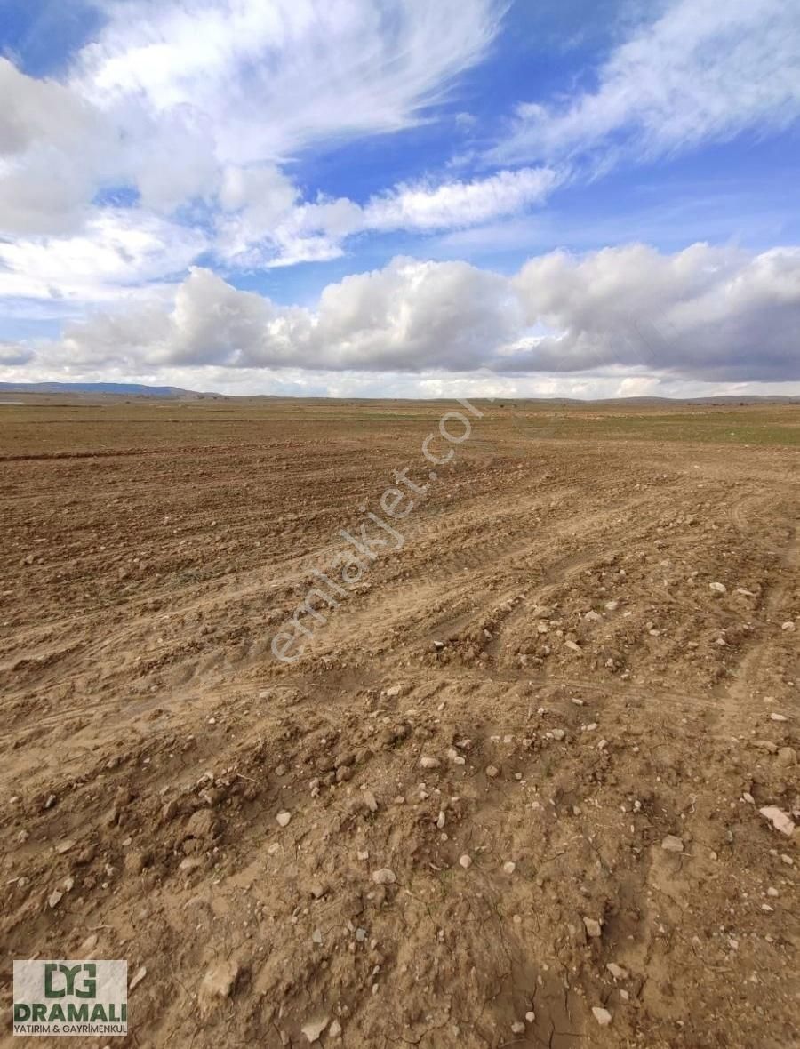 Çivril Bozdağ Satılık Tarla Denizli Çivril Fırsatı 7300 M2 Ekilir Biçilir Yolu Mevcut Tarla