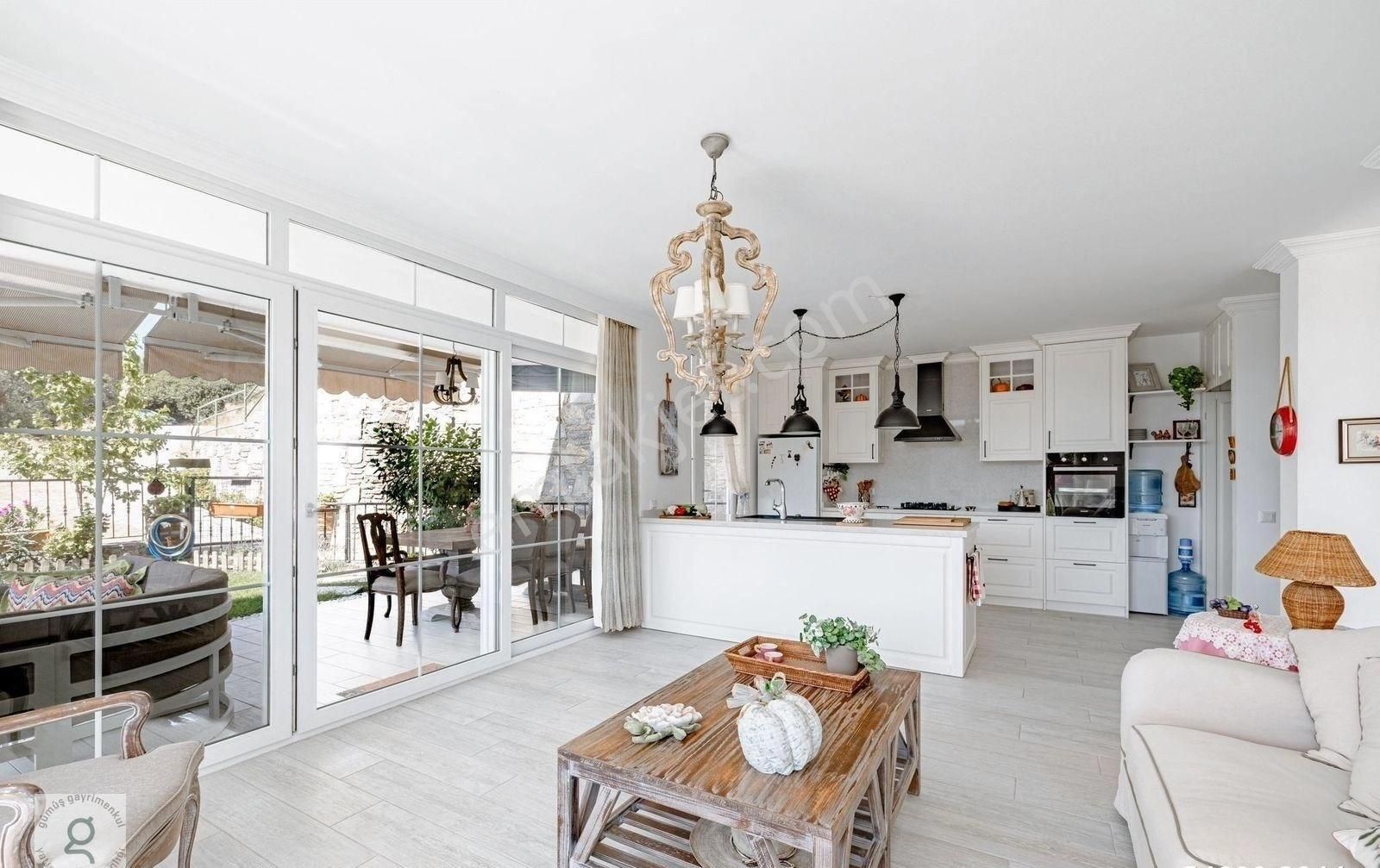 Bodrum Adabükü Çamlık Sitesi’nde Köşe Konumlu Manzaralı Villa. - Görsel 9
