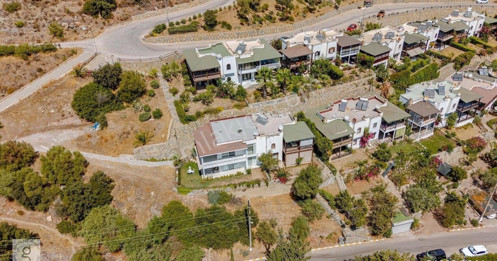 Bodrum Adabükü Çamlık Sitesi’nde Köşe Konumlu Manzaralı Villa. - Görsel 35