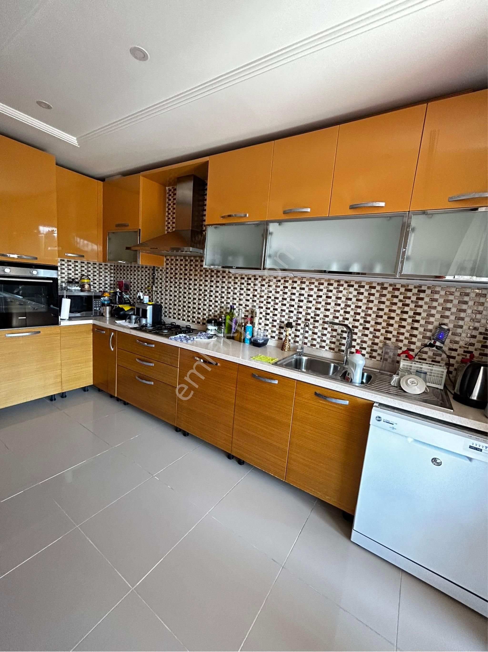 Deniz Manzaralı Satılık Deluxe Daire - Görsel 25