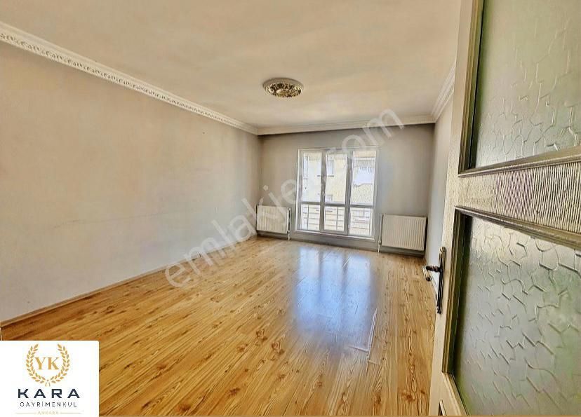 Sincan İstasyon Satılık Daire Ankara Sincan İstasyon Mahallesin'de Yapılı Satılık Daire 3+1