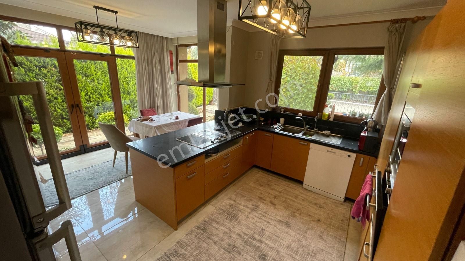 Kaçmaz Emlak Mudanya Mürsel Mah Satılık Özel Dekor Bahçeli Villa - Görsel 31