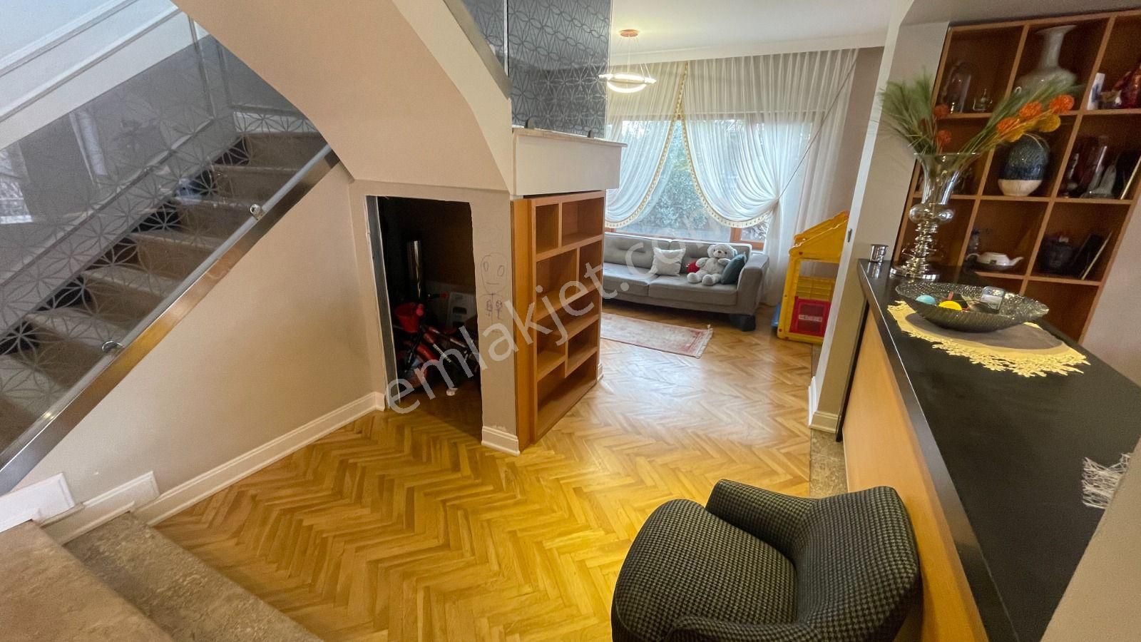 Kaçmaz Emlak Mudanya Mürsel Mah Satılık Özel Dekor Bahçeli Villa - Görsel 11