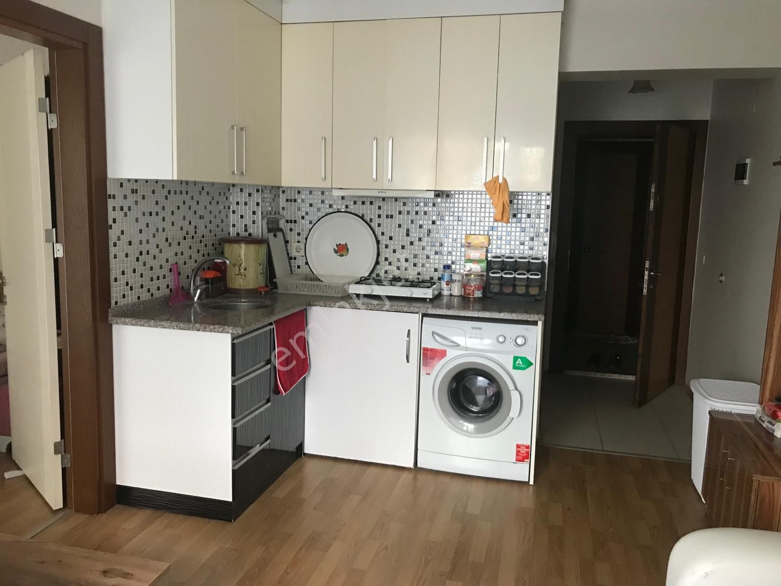 Denizli Pamukkale Okula Yakın Kiralık Daire Ender Uysal Gayrimenkulden 1+1 Sitelerde Kiralık Eşyalı Daire..