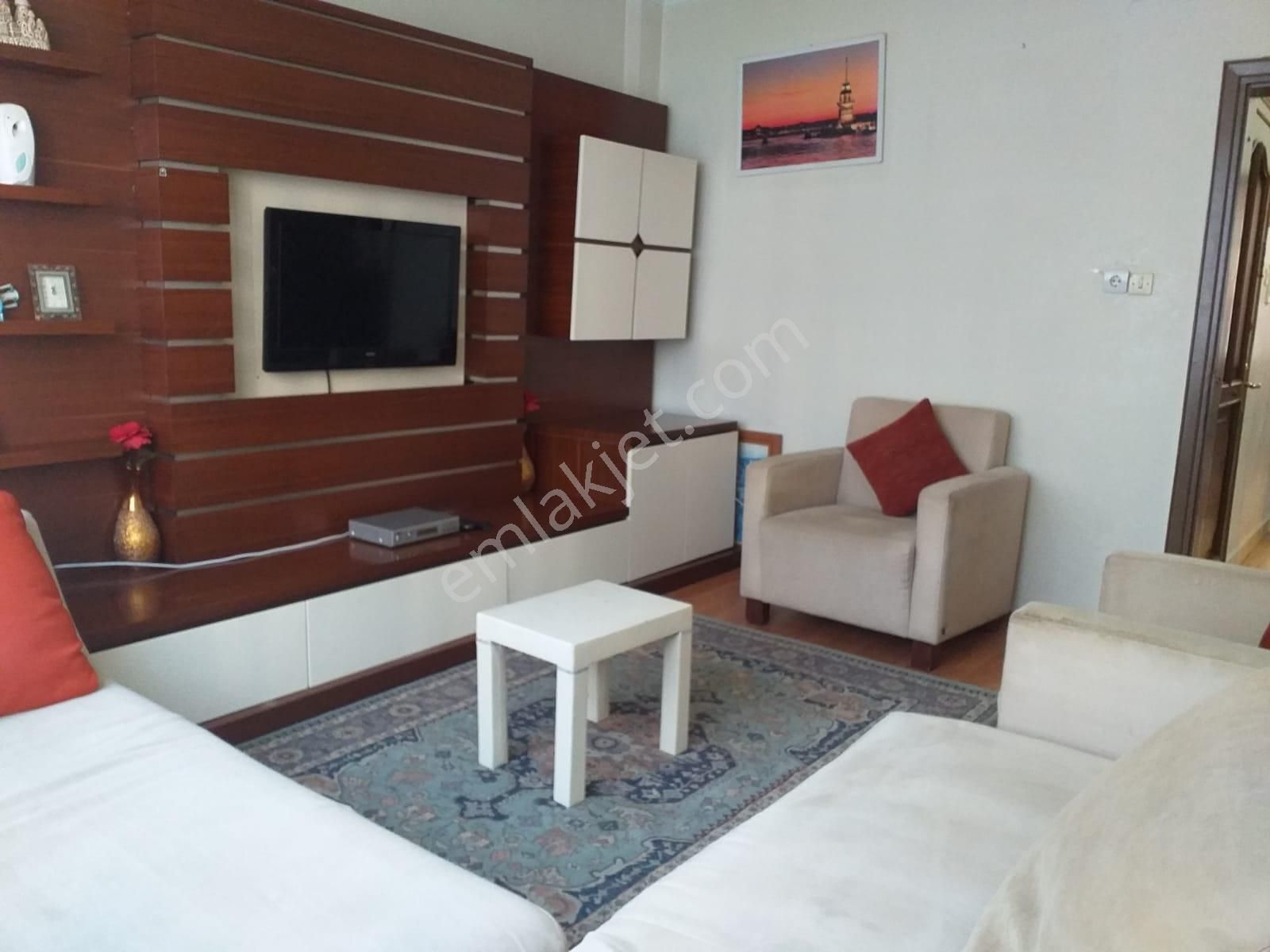 İstanbul Küçükçekmece Okula Yakın Kiralık Daire Gültepe Mah.metrobüse 10.dk Eşyalı Kiralık 2+1 Daire