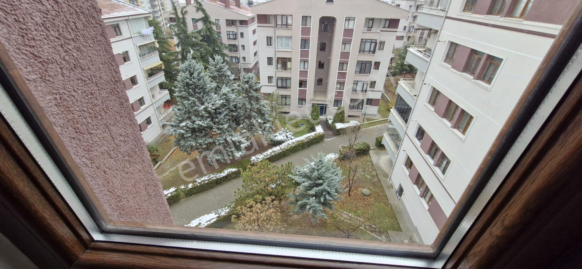 Yenimahalle Ergazi Site İçerisinde Kiralık Daire Batikentte Yapili Kiralik Genis Daire