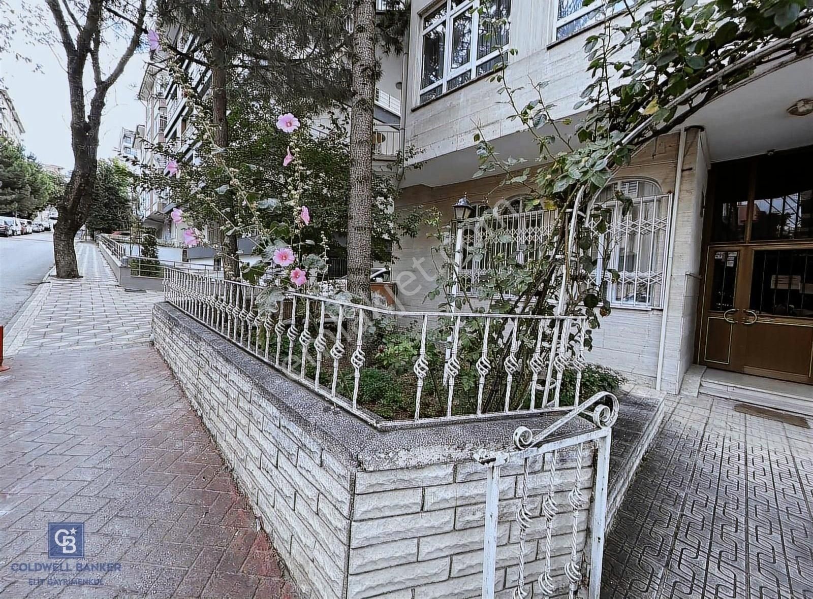 Çankaya Güvenevler Satılık Daire Ayrancı Satılık Arakat 3+1 -kapalı Otoparklı- (mücahit Çoban )