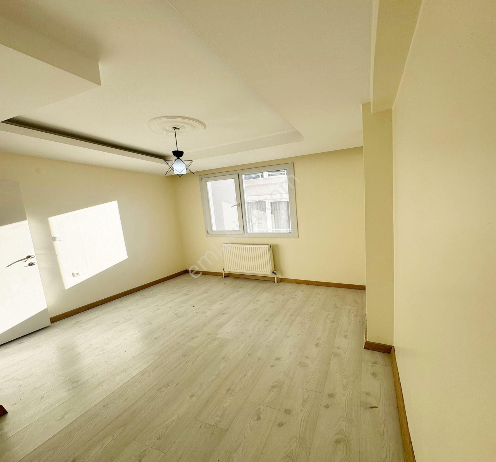 Sedef Gyo'dan Güzelyurt Metrobüs Yanında Acill Satılık Arakat Daire - Görsel 4