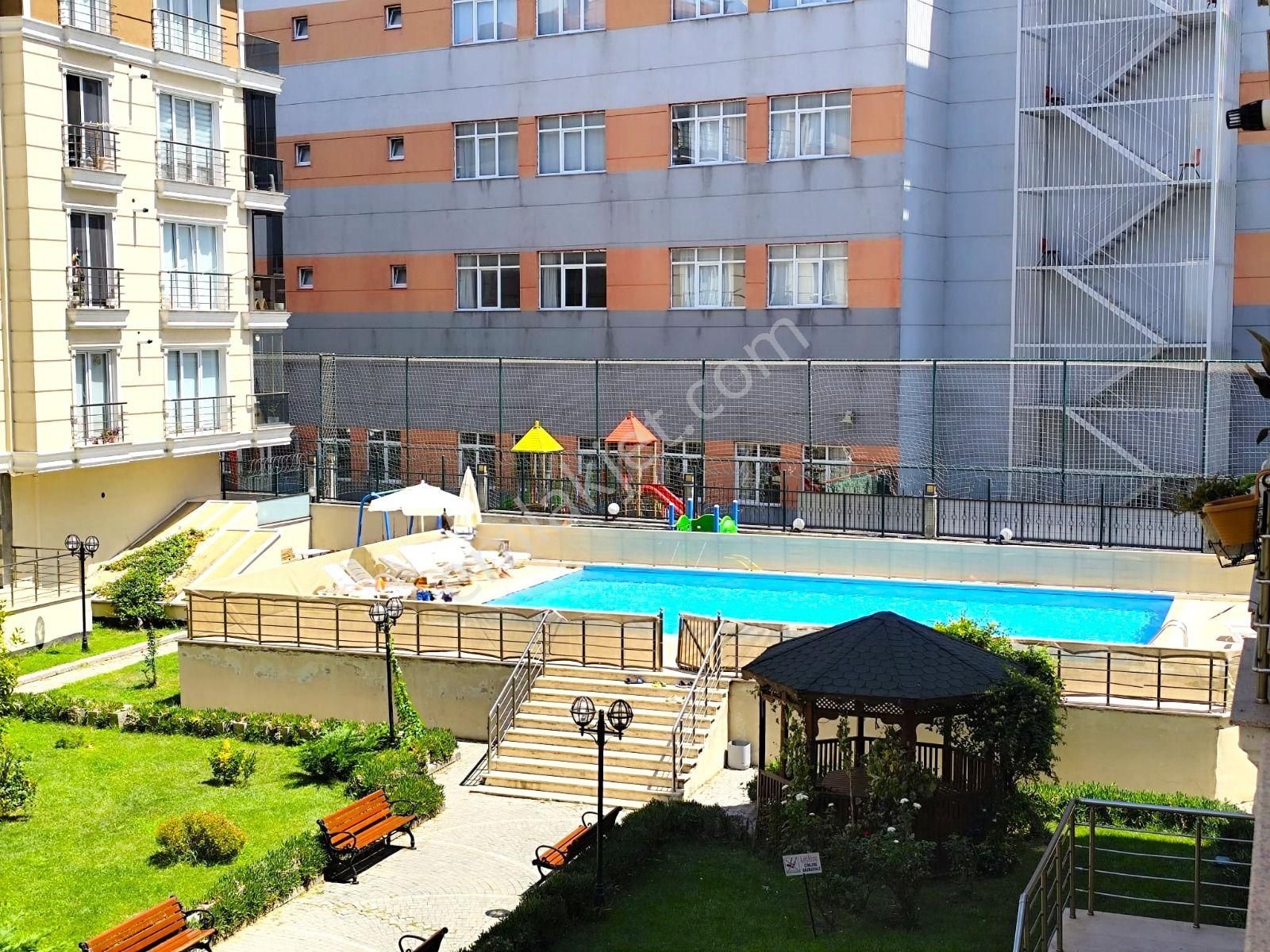 İstanbul Beylikdüzü Okula Yakın Kiralık Daire Beylikdüzü Adnan Kahveci Mahallesinde 3+1 Kiralık Daire