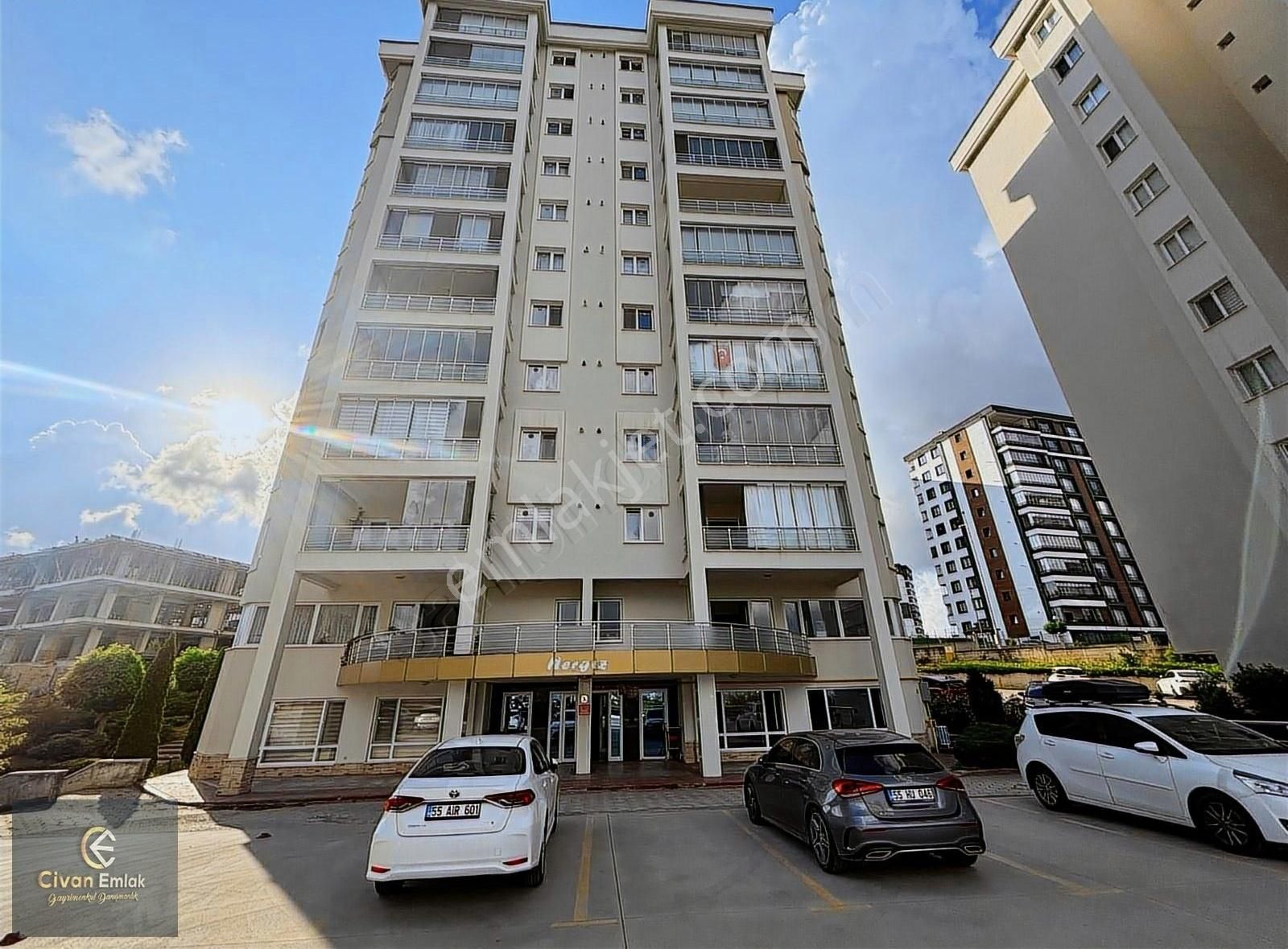 Atakum Büyükoyumca Satılık Daire Civan'dan Atakumda Lüks Sitede Deniz Manzaralı Satılık4+1 Daire