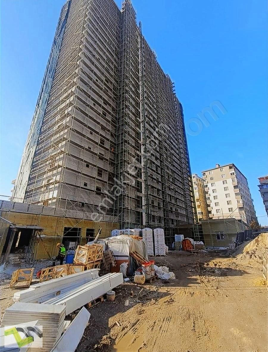 Maltepe Zümrütevler Satılık Daire Maltepe Deniz Ve Adalar Manzaralı 3+1 Sitede Yılın Son Fırsatı