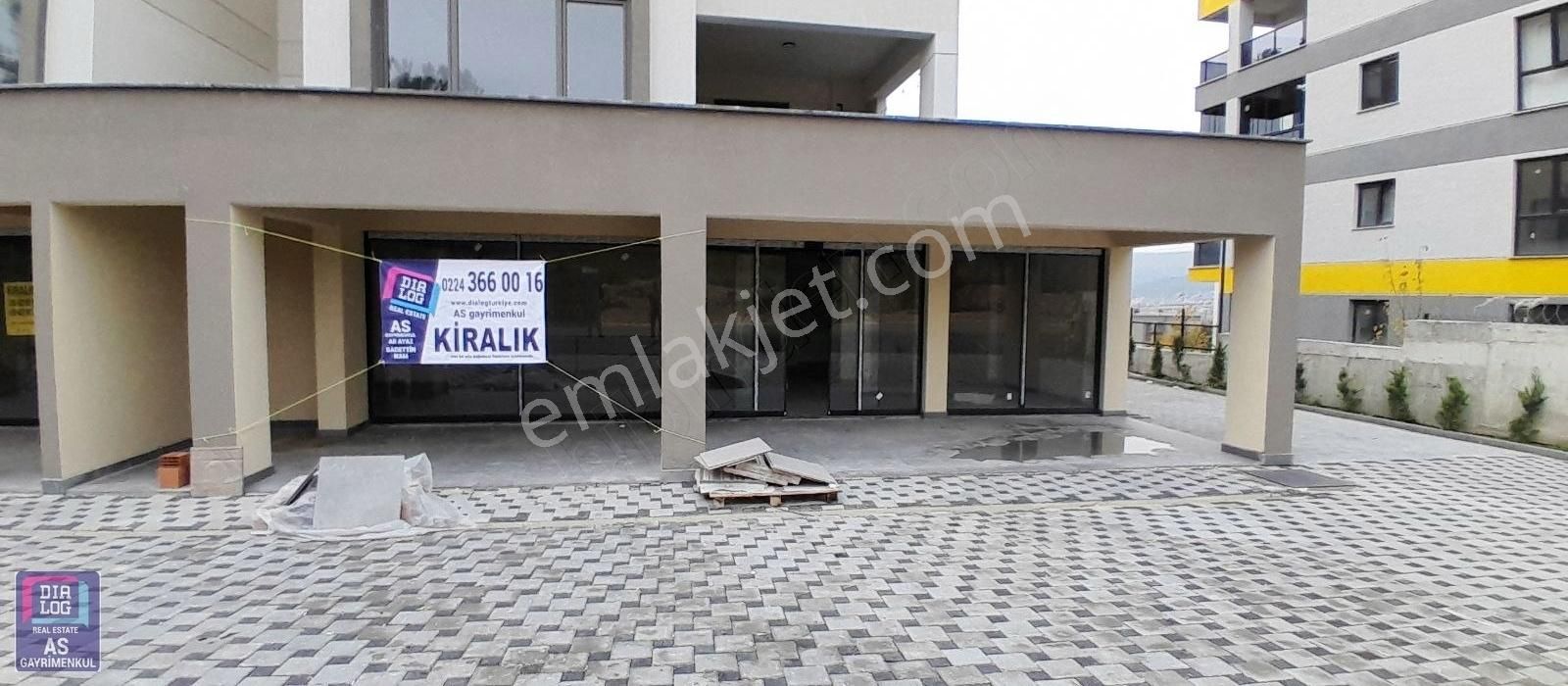 Nilüfer 30 Ağustos Zafer Kiralık Dükkan & Mağaza Kayapa Camlık Bulvarında Kiralık 2 Katlı 340m2 İş Yeri