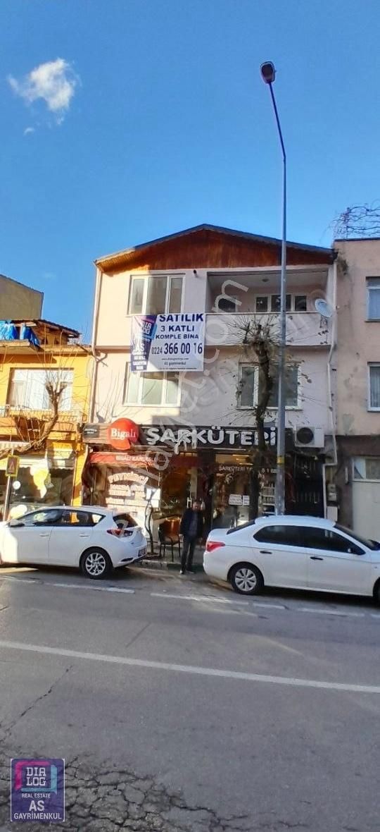 Osmangazi Küplüpınar Satılık Müstakil Ev Dr Sadık Ahmet Cad Merinos Karakola Altı Satılık 3 Katlı Bina