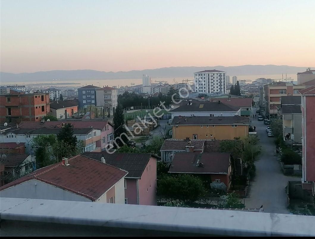 Pendik Yayalar Satılık Konut İmarlı 4.5+1 Dublex İki Kat Ayrı Kullanılıyor Girişleri Ayrı