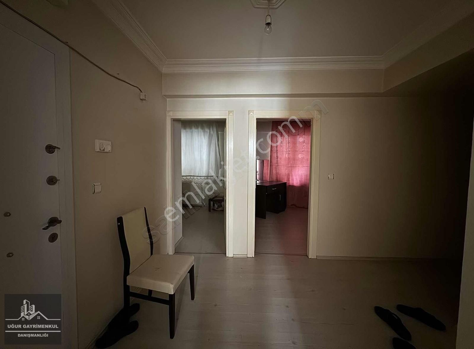 Gemlik Yeni Kiralık Daire Uğur Gayrimenkul'den Yeni Mahalle'de Kiralık 2+1 Daire