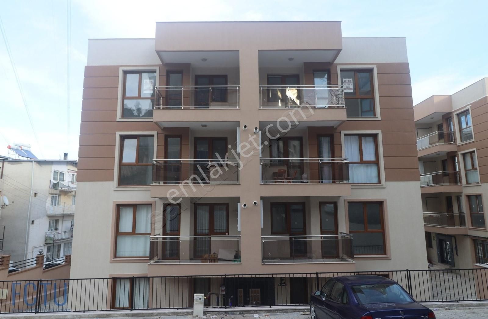 Bornova Işıklar Satılık Daire Bornova Işıkkent Site İçerisinde Satılık 2+1 Fırsat Daire