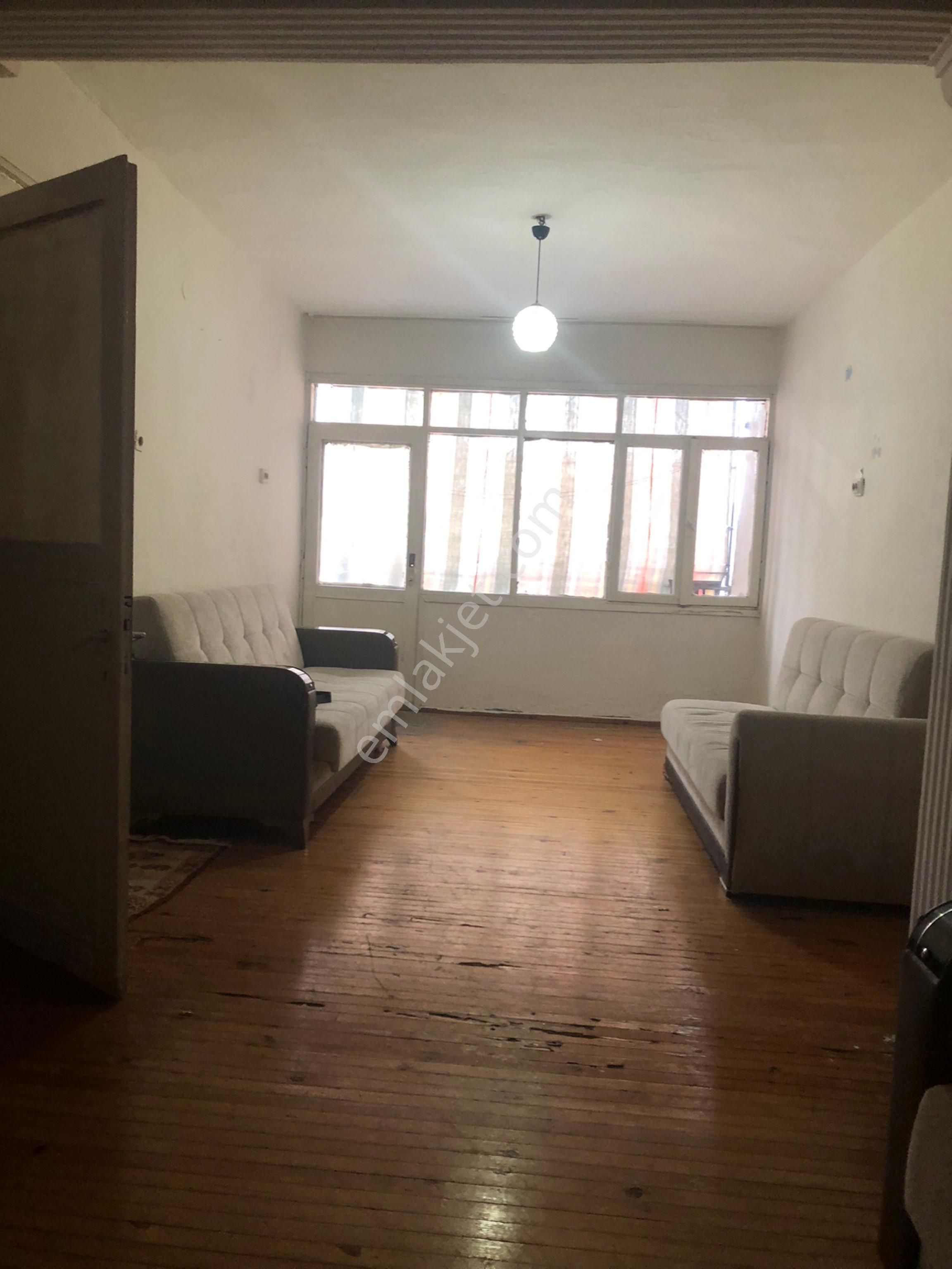 Bornova Mevlana Kiralık Daire Bornova Mevlana Mahallesi 2+1 Kiralık Daire