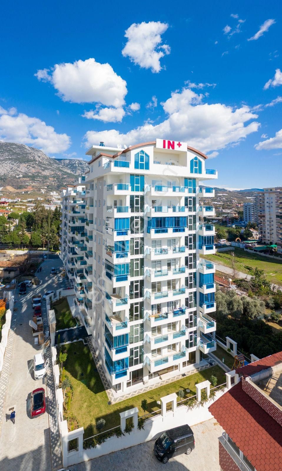 Alanya Mahmutlar Satılık Daire Alanya Mahmutlar 2+1120m2 Aktiviteli Site İçerisinde Cam Balkonlu Ayrı Mutfaklı Geniş Daire