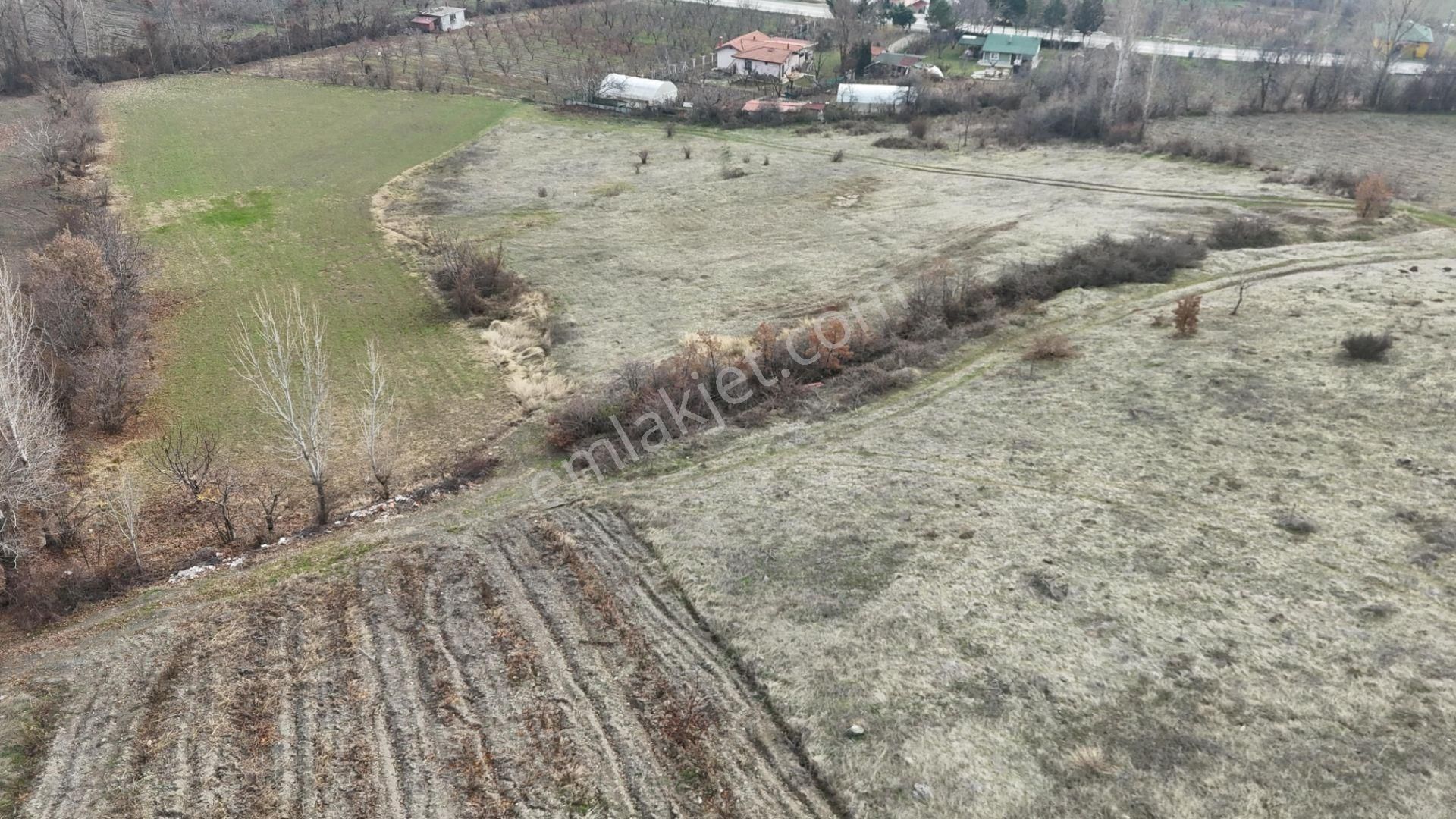 Tokat Merkez Altıyüzevler Satılık Tarla Vadi Emlak'ta Emirseyit (bahçelievler) Satılık Tarla