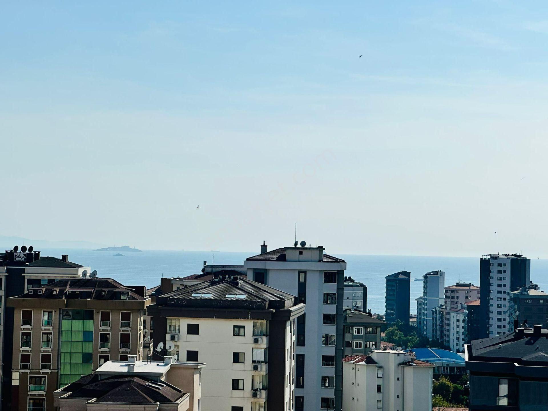 Kadıköy Göztepe Satılık Daire Göztepe De Muhteşem Deniz Manzaralı Sıfır Dublex 5+1 Teraslı