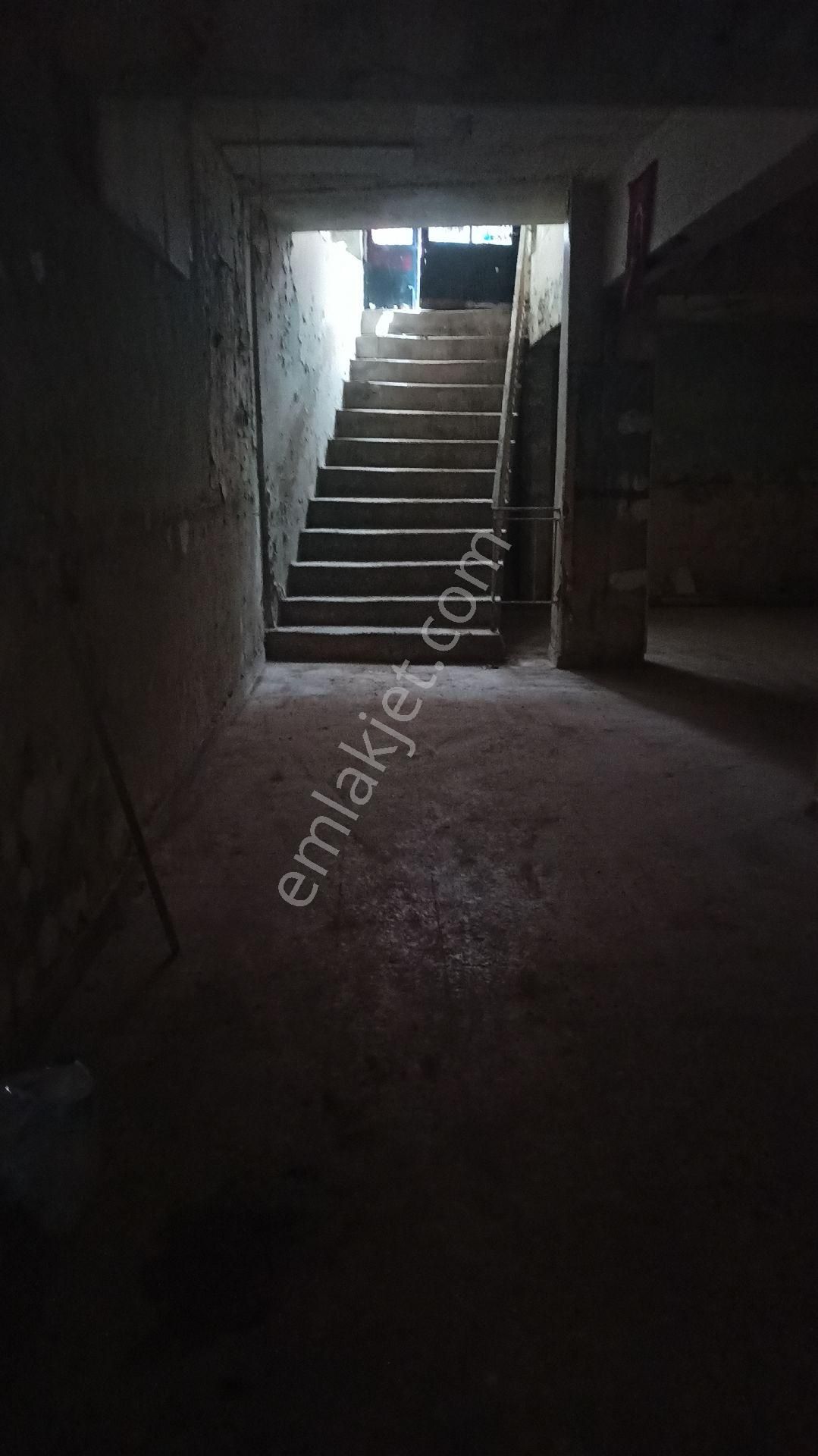 İncirli Cadde'de Kiralık Depo - Görsel 15