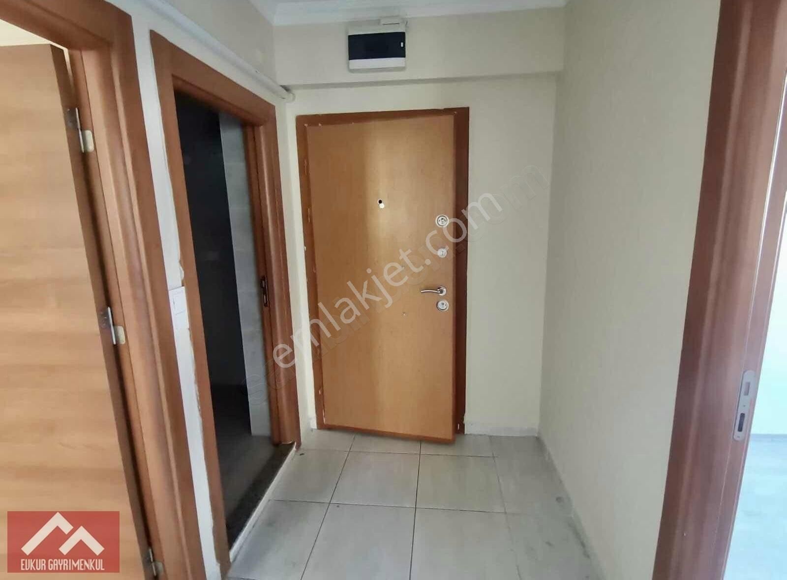 Şarköy Cumhuriyet Kiralık Daire Kiralık Doğalgazlı 2+1 Yeni Yapı