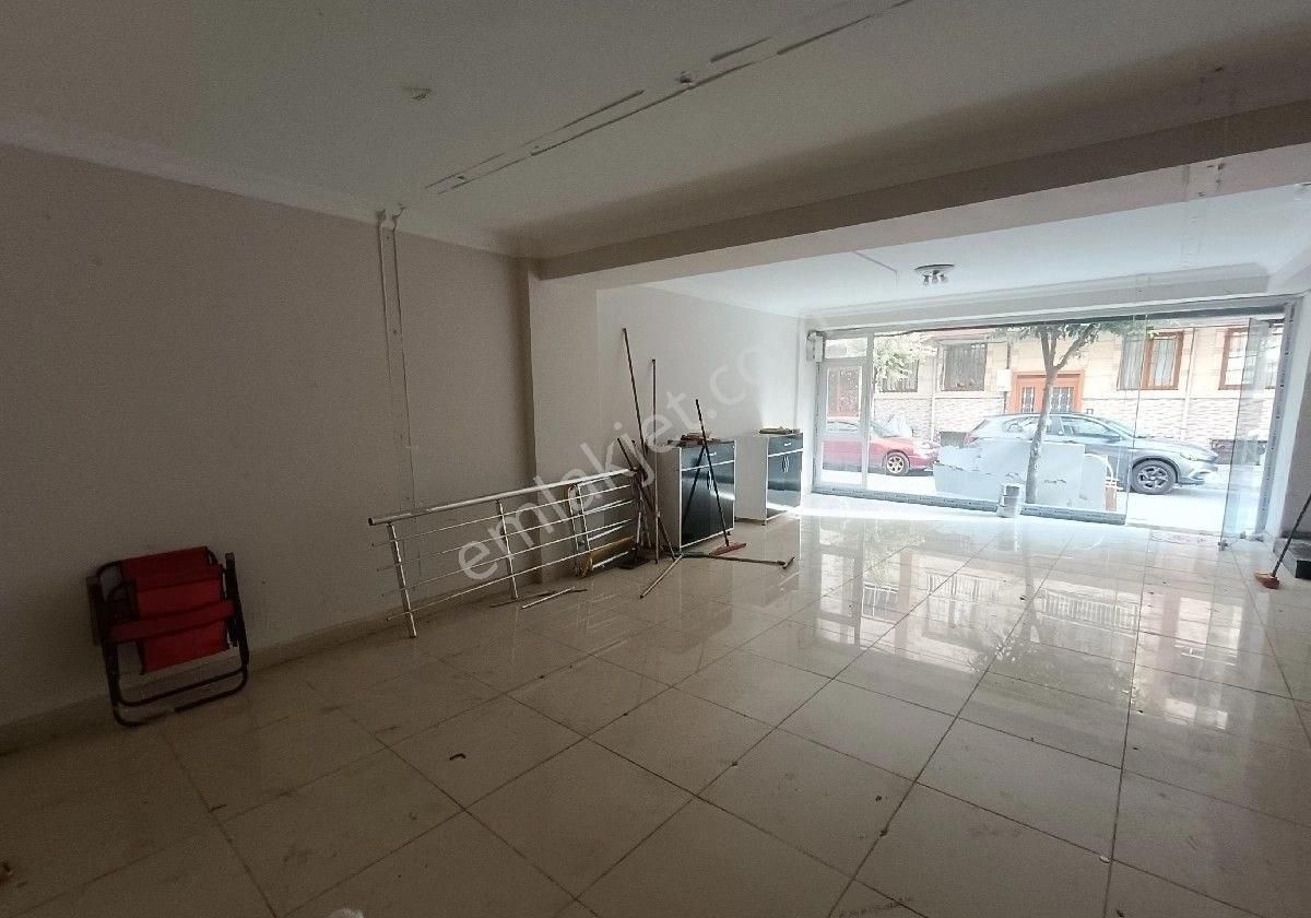 Esenler Tuna Kiralık Depo Etik Emlaktan Esenler Fatih Mh.yeni Binada Kiralik Düz Giriş 70 M2 Dükkan