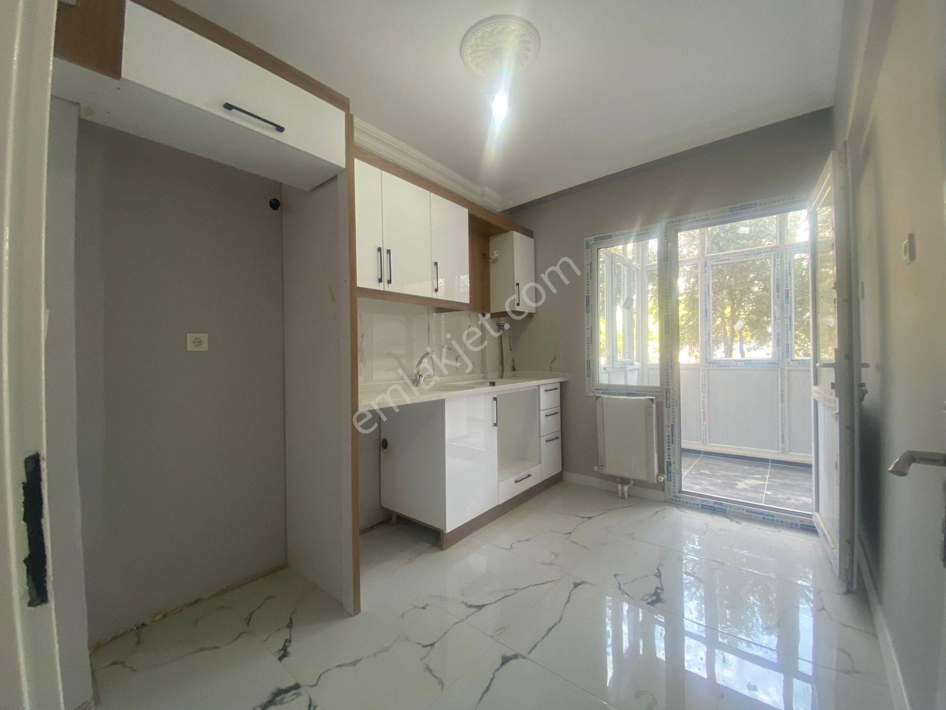 Torbalı Alpkent Satılık Daire Torbalı Emlak'tan Torbalı Alpkent Mah. 135m2 3+1 Full Tadilatlı Dairemiz Satılıktır