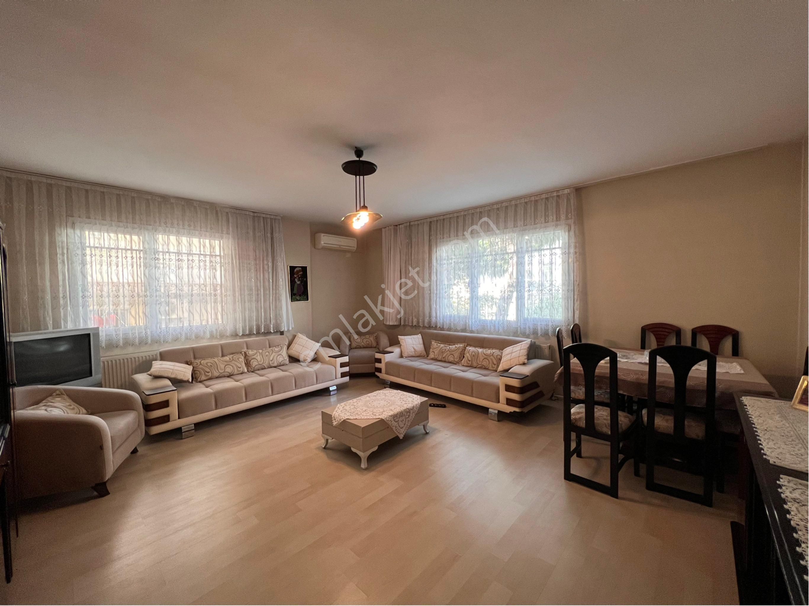 Buca Menderes Satılık Daire Buca Belediye Yakını Menderes Mah.de 3+1 130m2 Dgazlı Satılık Daire