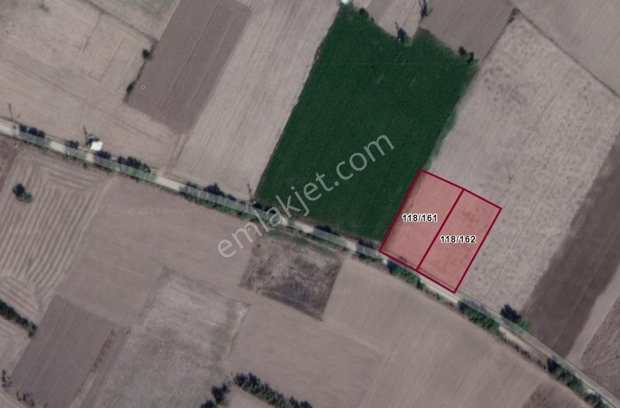 İlbey Iı Şuhut_karayer Mevkiinde 4.519 M² 2 Parça Tarla - Görsel 2