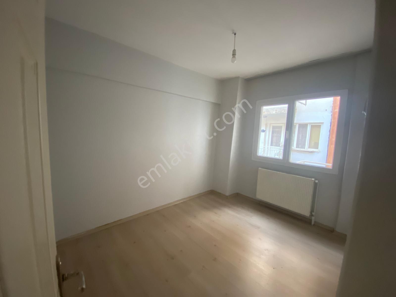 Acil Üçyol Meydan Yakını Bahçelievler Mahde 3+1 120m2 D.gazlı Arakat Ayrı Mutfak Ferah Daire - Görsel 14