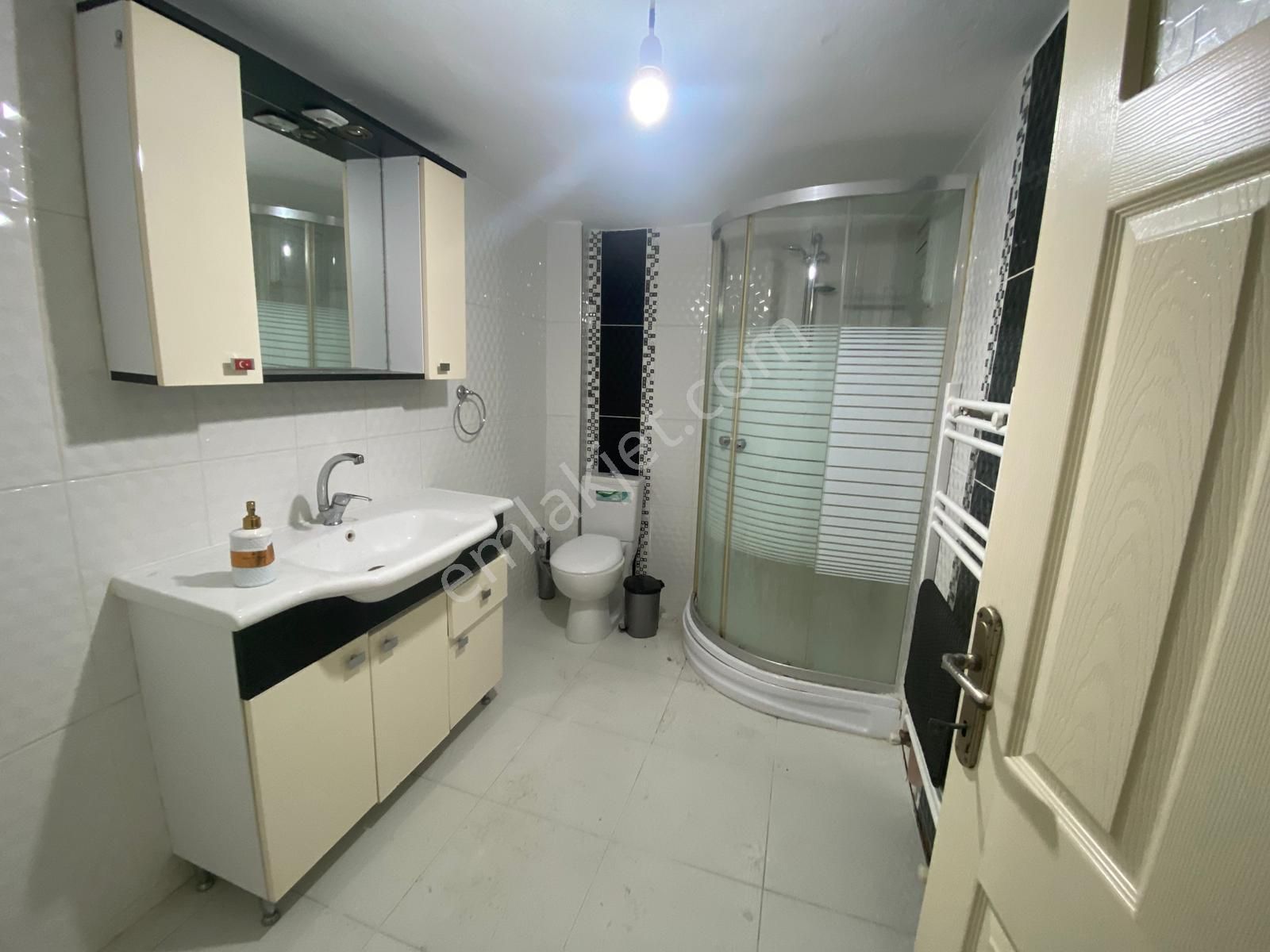 Acil Üçyol Meydan Yakını Bahçelievler Mahde 3+1 120m2 D.gazlı Arakat Ayrı Mutfak Ferah Daire - Görsel 21