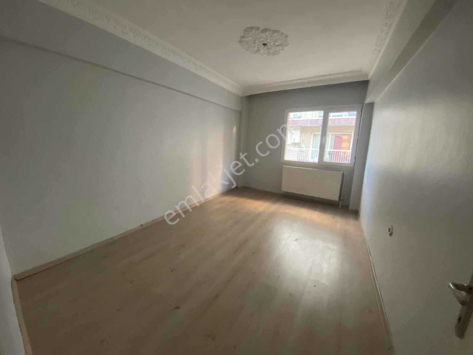 Acil Üçyol Meydan Yakını Bahçelievler Mahde 3+1 120m2 D.gazlı Arakat Ayrı Mutfak Ferah Daire - Görsel 6