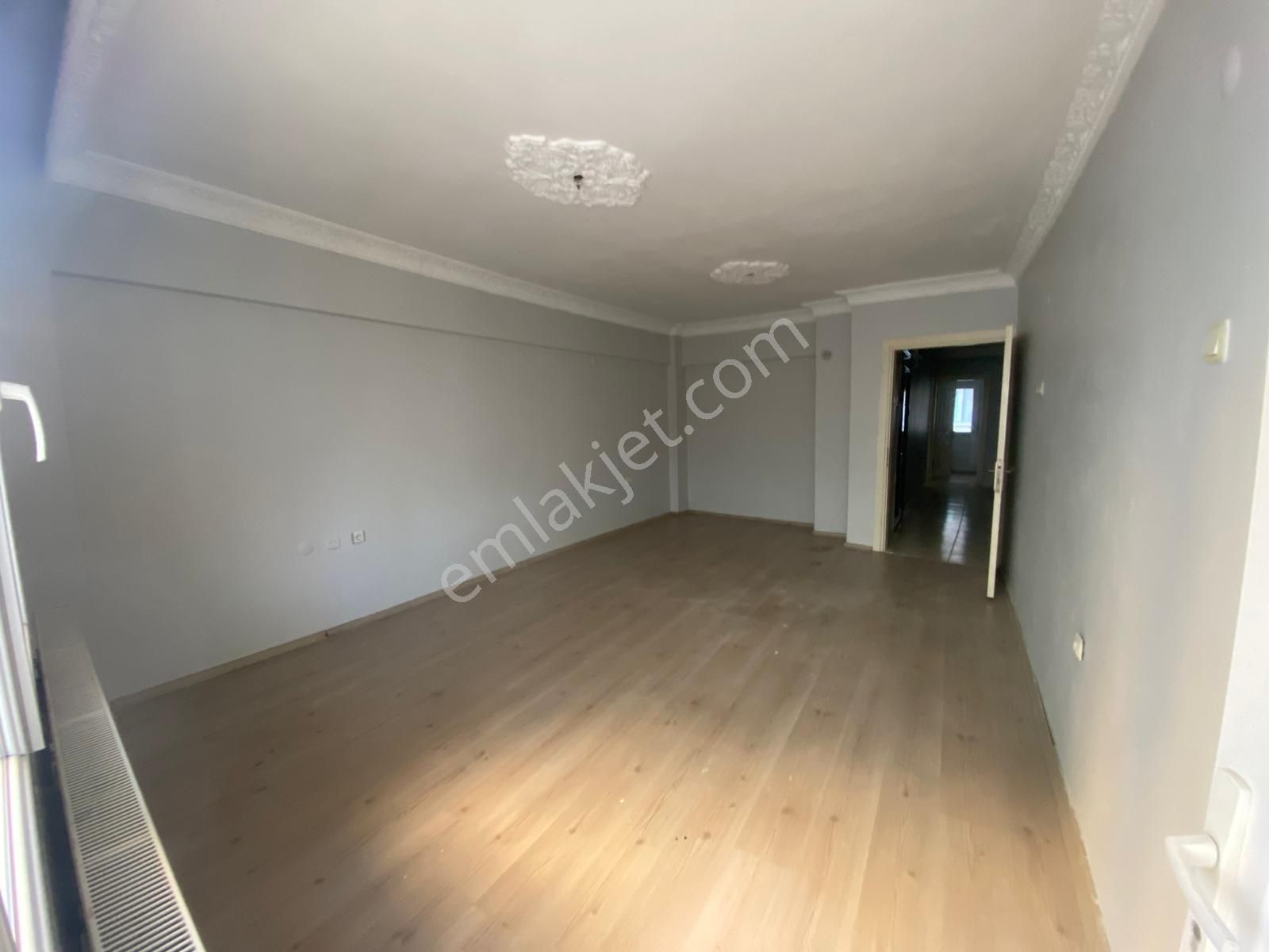 Acil Üçyol Meydan Yakını Bahçelievler Mahde 3+1 120m2 D.gazlı Arakat Ayrı Mutfak Ferah Daire - Görsel 5