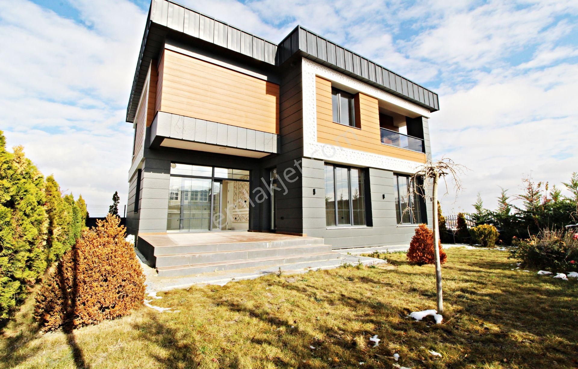 Etimesgut Yeni Bağlıca Satılık Villa Türk Hamamı_sauna_iskanlı_bağımsız 3 Katlı_ultra Lüx 5+1 Villa