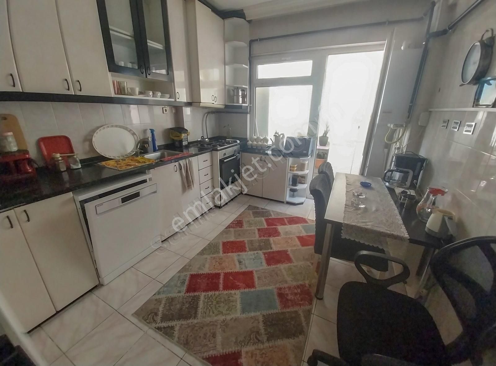 Çorlu Muhittin Satılık Daire Muhittin Mah.kapalı Otopark N:160m2 3+1 Güney-batı Satılık Daire