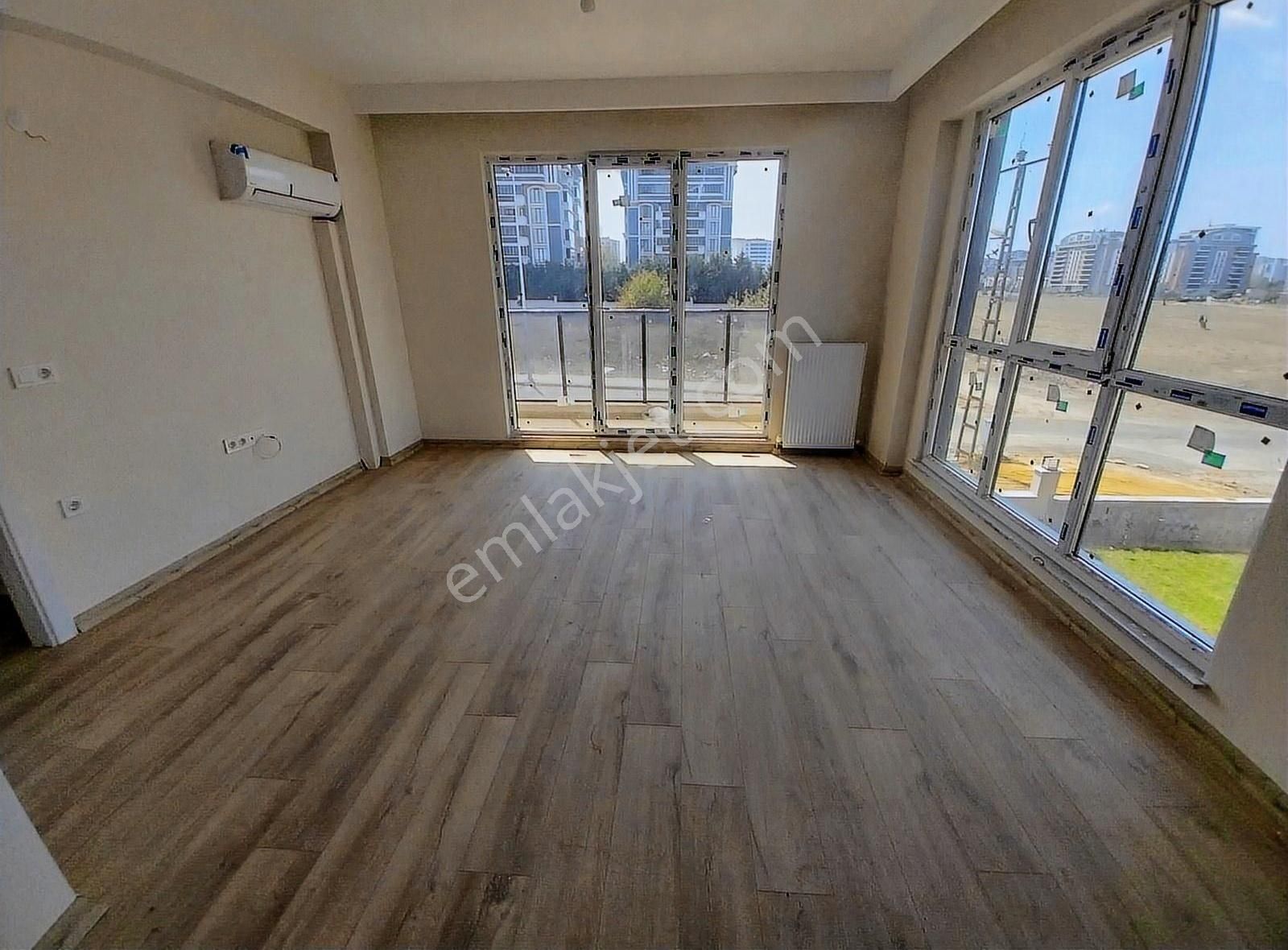 Çorlu Hürriyet Kiralık Daire Çorlu,hürriyet Mah.1+1 Kiralık Daire Gümüş Towers Balkonlu,güney