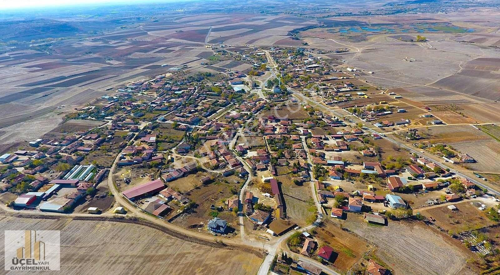 Edirne Merkez Büyükdöllük Köyü Satılık Tarla Edirne Büyükdöllük Mahallesinde 3.200 M2 Tepe Konumda Satılık