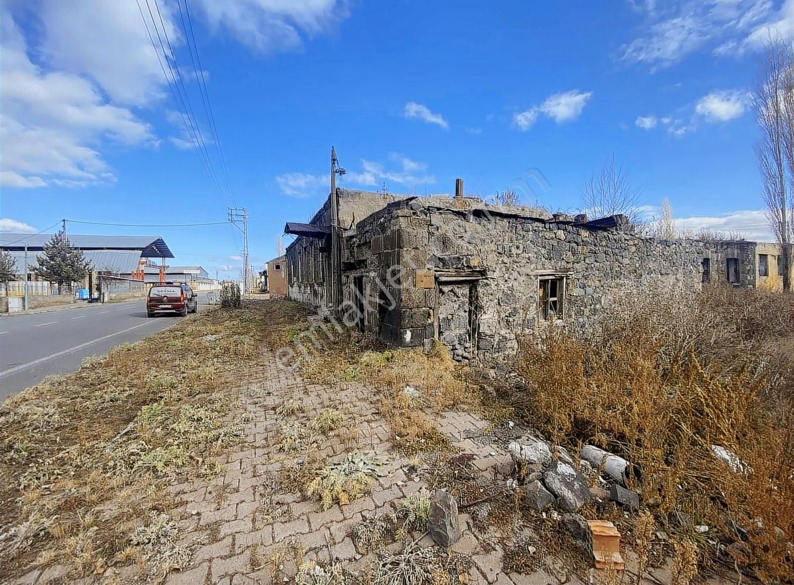 Şeyma Emlaktan Satılık Hafızpaşada Rus Binası - Görsel 5