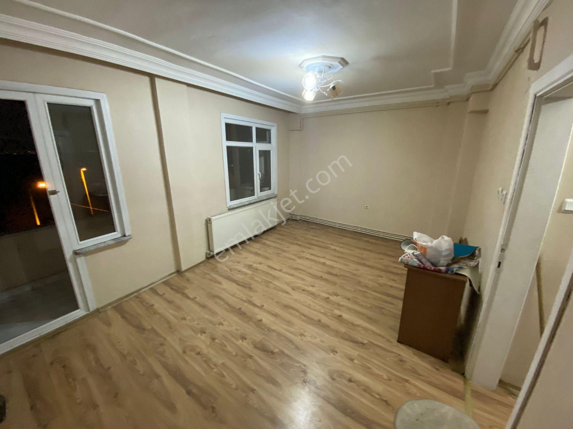 Sultangazi Sultançiftliği Kiralık Daire Sultançifliği Mah'de Hakanlar İnşaattan Kiralık 2+1 85m2 Arakat Daire