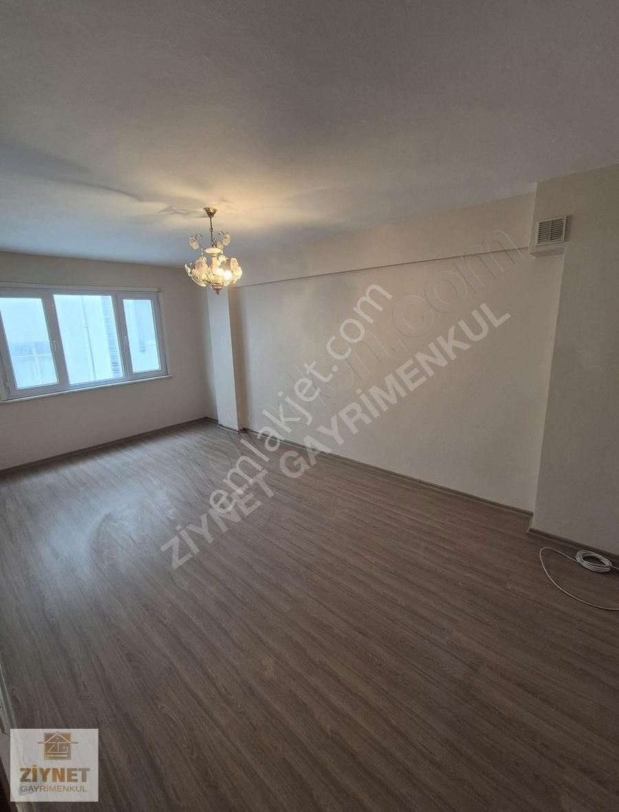 Zeytinburnu Nuripaşa Kiralık Daire Nuripaşada 2+1 Kiralık Temiz Boş Daire