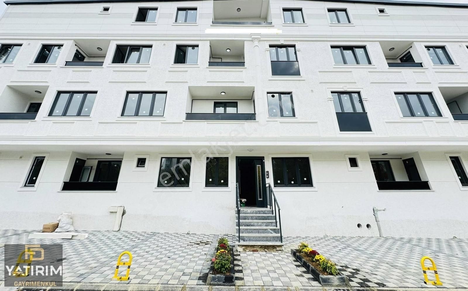 Darıca Bağlarbaşı Satılık Daire Bağlarbaşı Mah Yerden Isıtmalı Asansörlü 3+1 120 M² Orta Kat